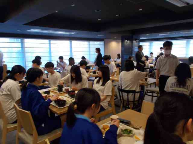 朝食５