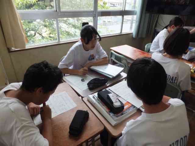 ２社会３